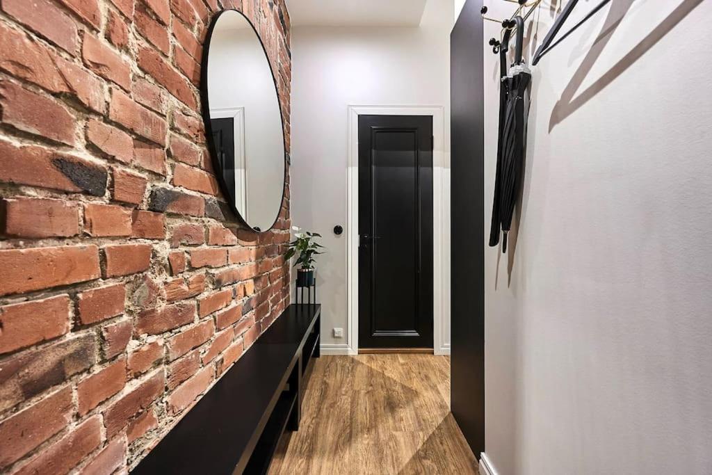 Urban-Glam City Centre Studio With A Gym And Terrace Tallinn Exterior photo